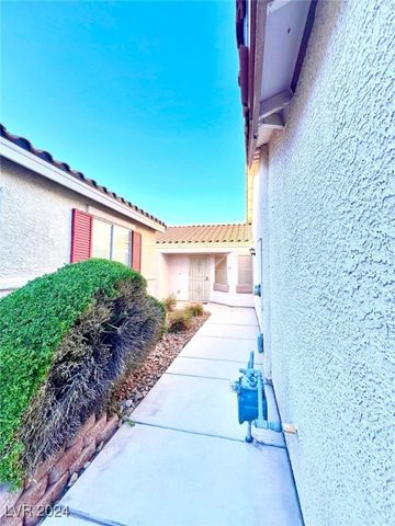 9383 Borough Park Street, Las Vegas, NV 89178