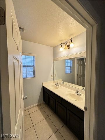 9383 Borough Park Street, Las Vegas, NV 89178