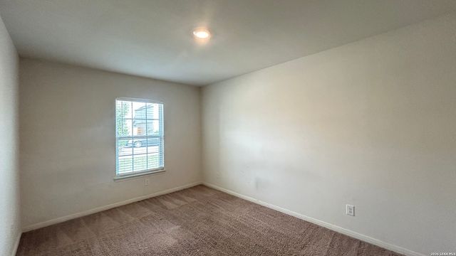 15115 HARBOR LNDG, Von Ormy, TX 78073