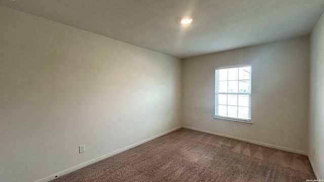 15115 HARBOR LNDG, Von Ormy, TX 78073
