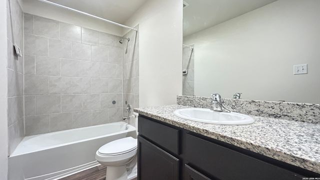 15115 HARBOR LNDG, Von Ormy, TX 78073