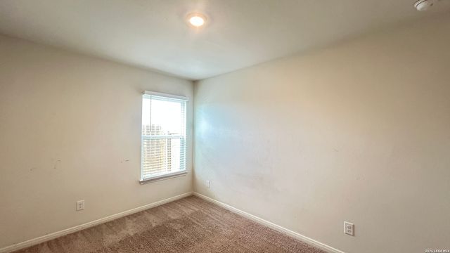 15115 HARBOR LNDG, Von Ormy, TX 78073