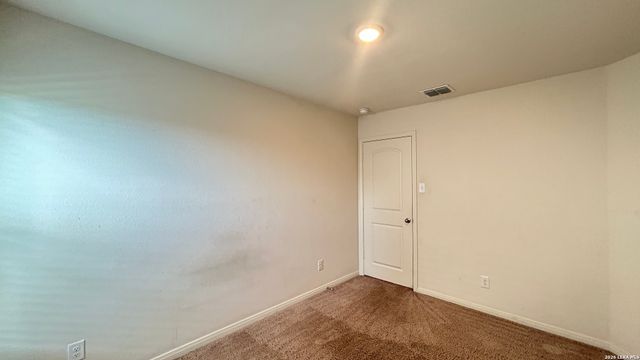 15115 HARBOR LNDG, Von Ormy, TX 78073