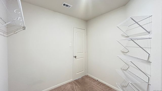 15115 HARBOR LNDG, Von Ormy, TX 78073