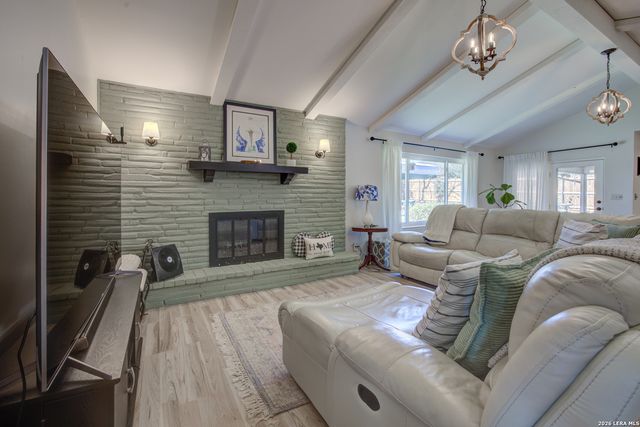 409 Oakwood, New Braunfels, TX 78130