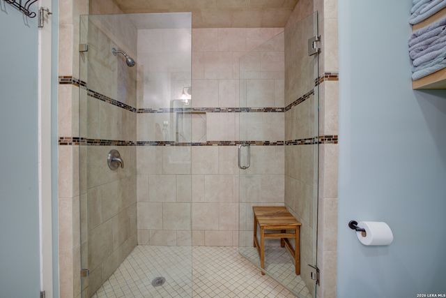 409 Oakwood, New Braunfels, TX 78130