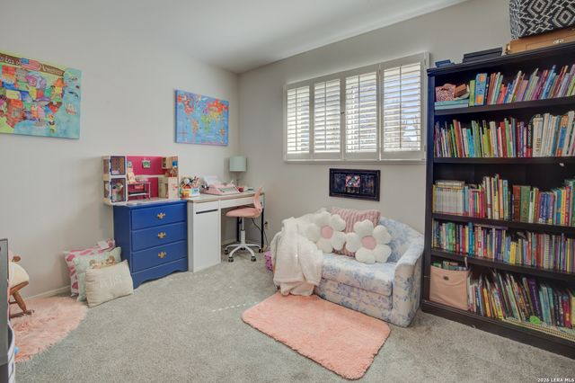 409 Oakwood, New Braunfels, TX 78130