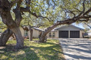 409 Oakwood, New Braunfels, TX 78130
