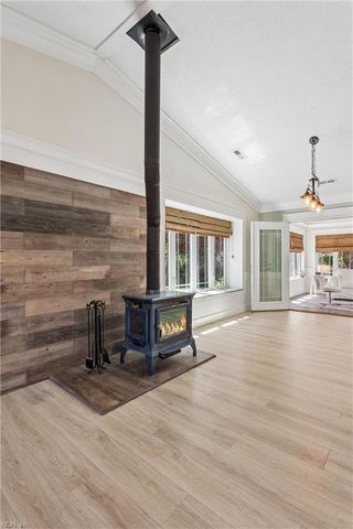 109 Knollwood DR, Williamsburg, VA 23188