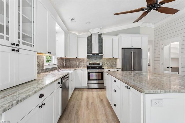 109 Knollwood DR, Williamsburg, VA 23188