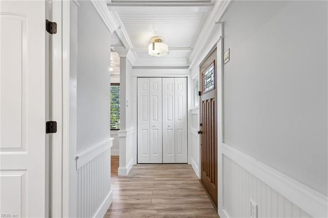 109 Knollwood DR, Williamsburg, VA 23188