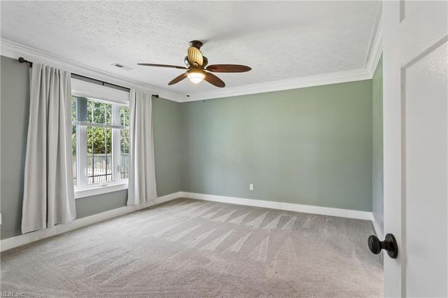 109 Knollwood DR, Williamsburg, VA 23188