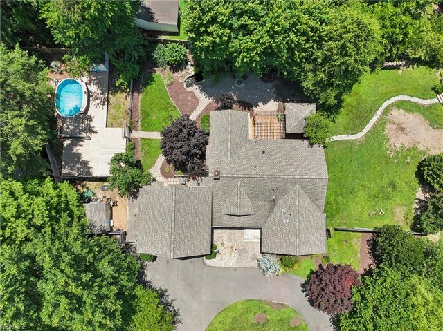 109 Knollwood DR, Williamsburg, VA 23188