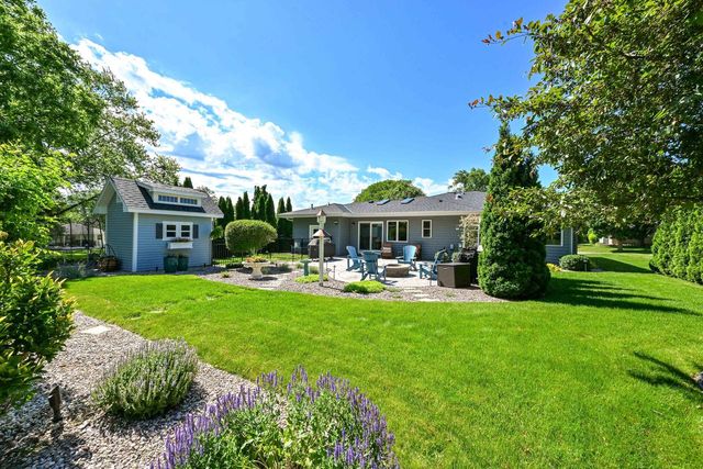 7232 Dartmoor AVENUE, Greendale, WI 53129