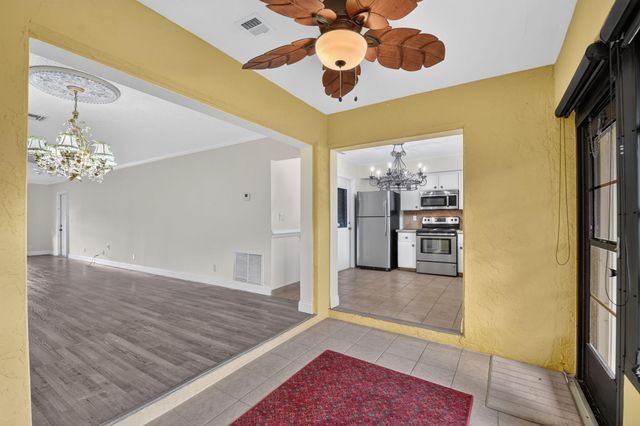 9930 Frangipani Tree Way B, Boynton Beach, FL 33436
