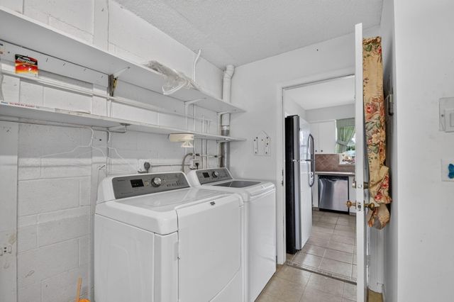 9930 Frangipani Tree Way B, Boynton Beach, FL 33436