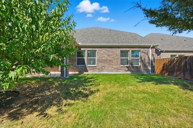 206 Fieldstone Drive, Melissa, TX 75454