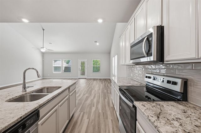 206 Fieldstone Drive, Melissa, TX 75454