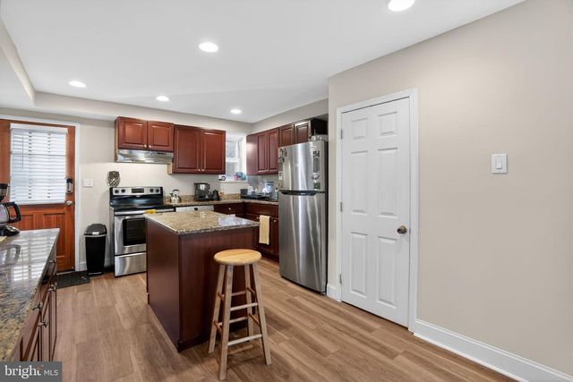 2623 EMERALD ST, Philadelphia, PA 19125