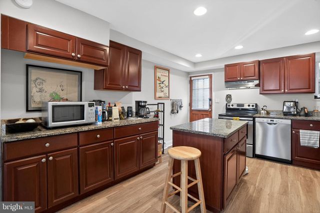 2623 EMERALD ST, Philadelphia, PA 19125