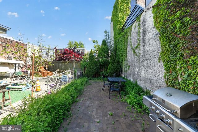 2623 EMERALD ST, Philadelphia, PA 19125