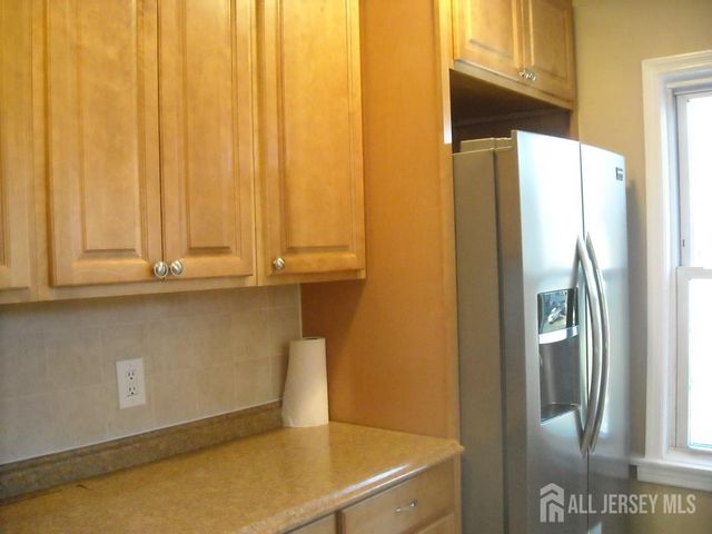 301 Penfield Place 301, Dunellen, NJ 08812