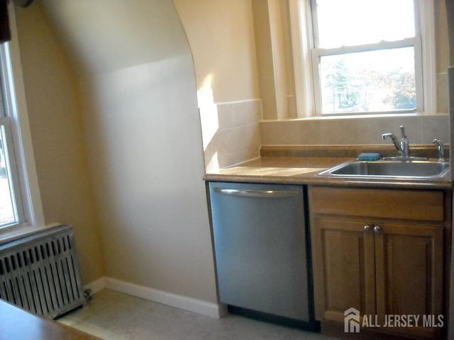 301 Penfield Place 301, Dunellen, NJ 08812