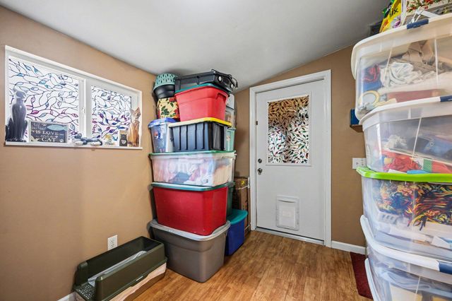 4 Woodland Avenue, Florence, KY 41042