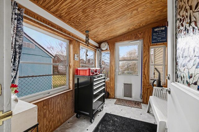 4 Woodland Avenue, Florence, KY 41042