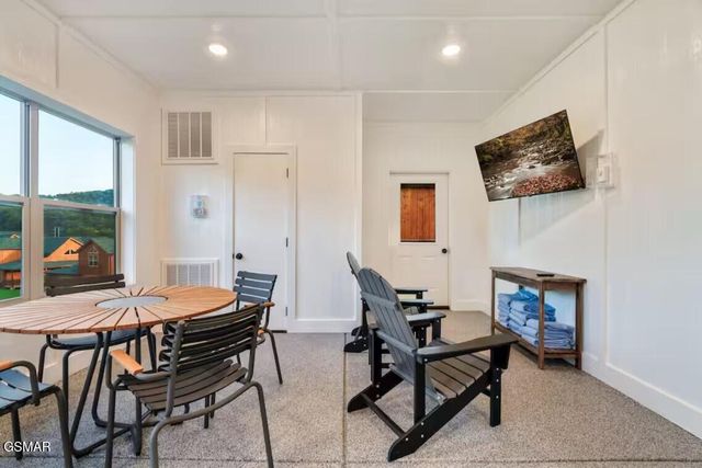 410 Southern Sun Way, Pigeon Forge, TN 37863