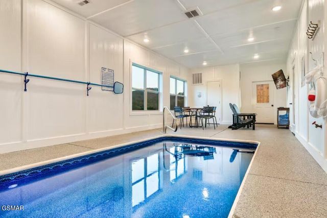 410 Southern Sun Way, Pigeon Forge, TN 37863