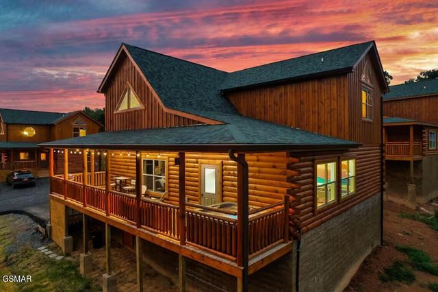 410 Southern Sun Way, Pigeon Forge, TN 37863