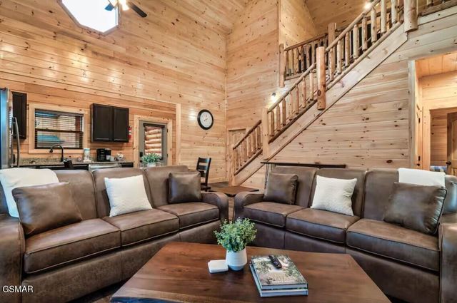 410 Southern Sun Way, Pigeon Forge, TN 37863