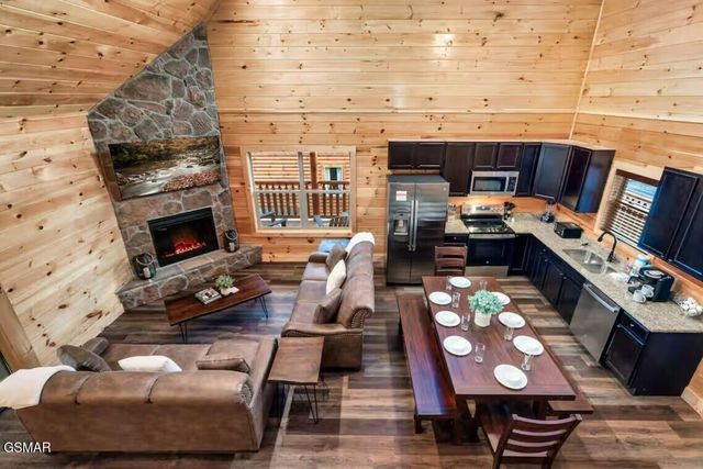 410 Southern Sun Way, Pigeon Forge, TN 37863