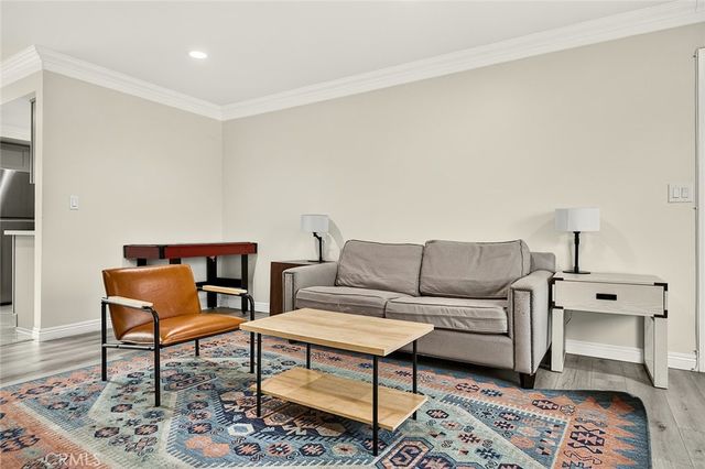 127 W Cherry, Monrovia, CA 91016