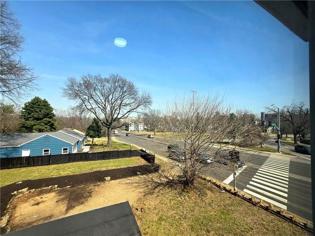 800 Valentine Road, Kansas City, MO 64111