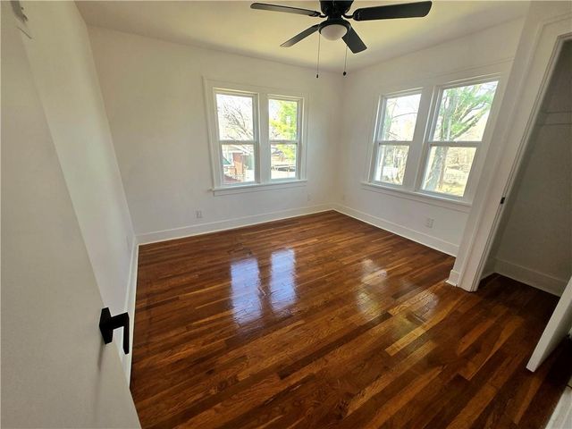 800 Valentine Road, Kansas City, MO 64111