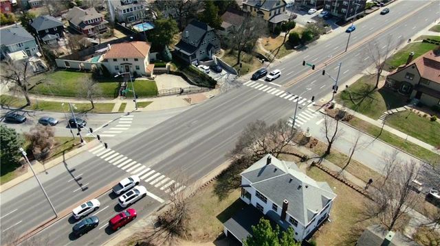 800 Valentine Road, Kansas City, MO 64111