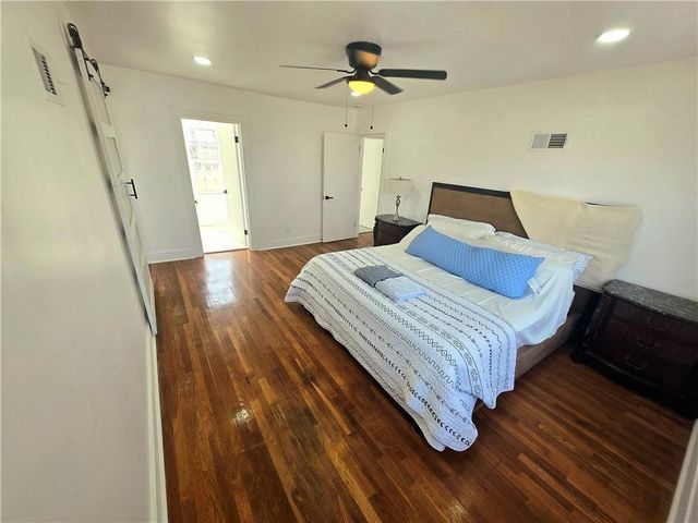 800 Valentine Road, Kansas City, MO 64111