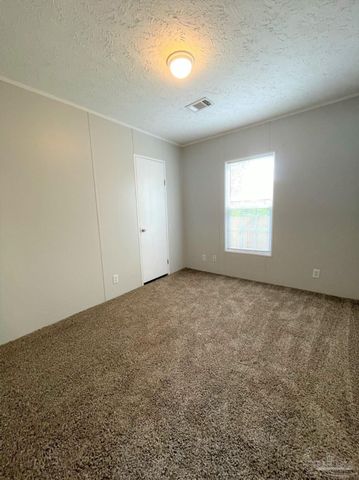 814 N E St, Pensacola, FL 32501