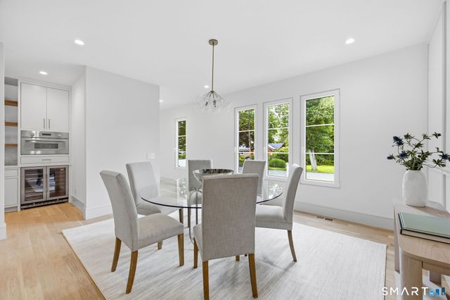 125 Coleman Road, Fairfield, CT 06825