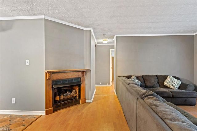 7472 Wagon Run RD, Gloucester, VA 23061