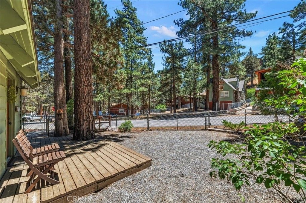 Image 25 of property listing at 424 Garrick, Big Bear City, CA 92314