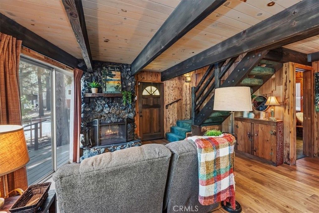 Image 7 of property listing at 424 Garrick, Big Bear City, CA 92314