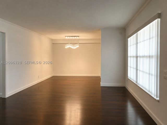 180 NE 12th Ave 16E, Hallandale Beach, FL 33009