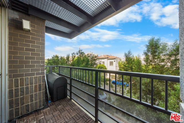 629 Traction Avenue 233, Los Angeles, CA 90013