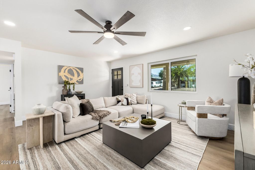 Image 6 of property listing at 2890 S MARIPOSA Road, Apache Junction, AZ 85119