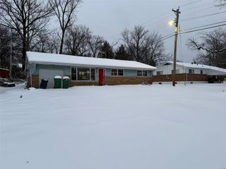 9967 Lanier Drive, St Louis, MO 63136