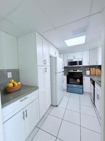 2055 SW 122nd Ave 415, Miami, FL 33175