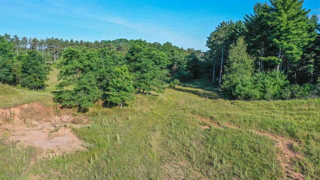DUCK LAKE ROAD, Waupaca, WI 54981